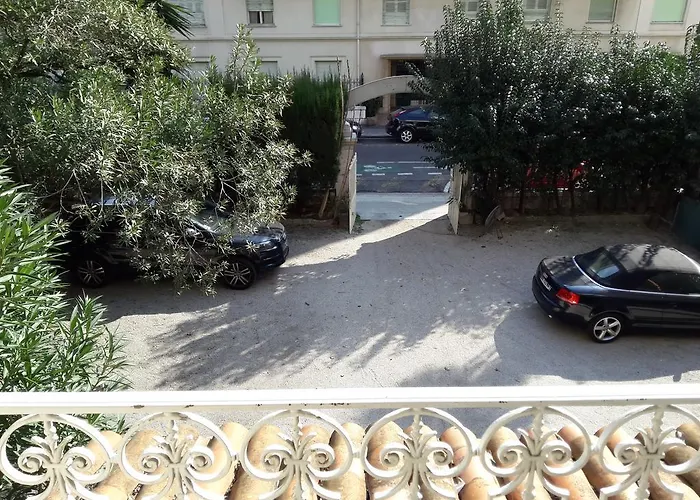 Hotel Belle Meuniere *